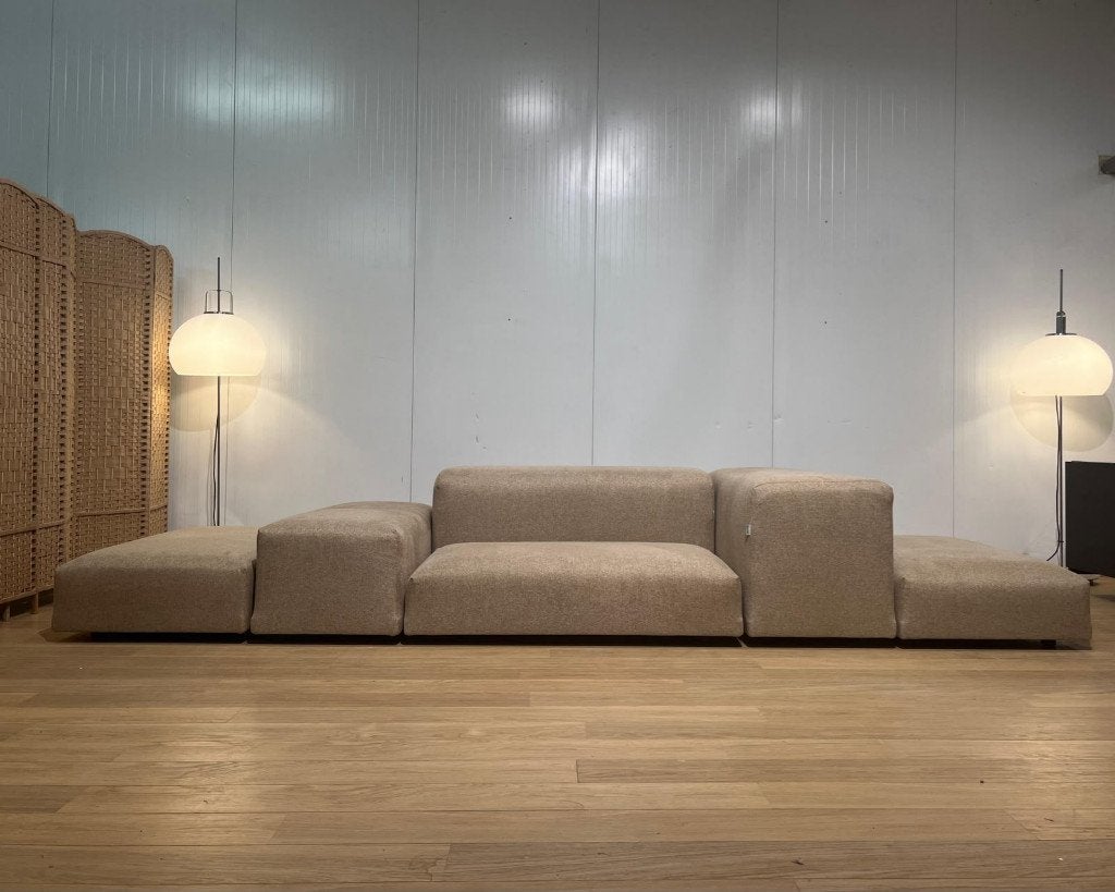 NIEUW Gestoffeerde Living Divani Extra Wall Modulair, Huis en Inrichting, Ophalen of Verzenden, Rechte bank, Stof, Design Bank Bankstel Zetel Modulair Living Divani