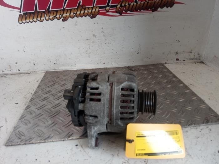 Dynamo van een Volkswagen Polo, Gebruikt, -, Volkswagen, -
