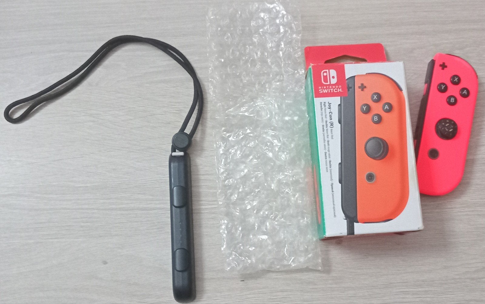 Nintendo switch Joy-Con (R), Games en Spelcomputers, Spelcomputers | Nintendo Consoles | Accessoires, Gebruikt, Ophalen of Verzenden