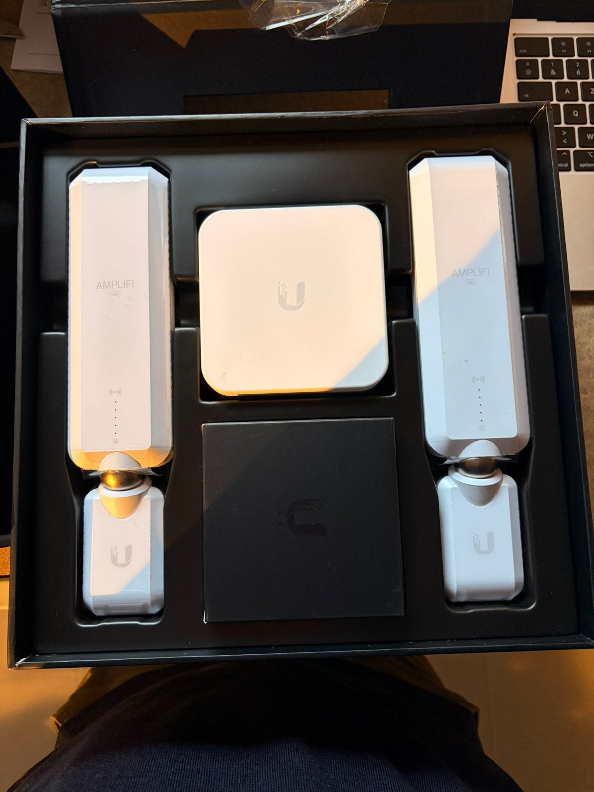 Ubiquiti AmpliFi HD Mesh WiFi-systeem Router + 2 versterkers, Ophalen, Nieuw