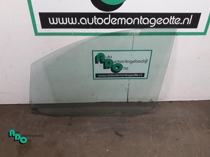 Vitre portière 4portes avant gauche d'un Volkswagen Touran, Volkswagen, -, 3 mois de garantie, Utilisé