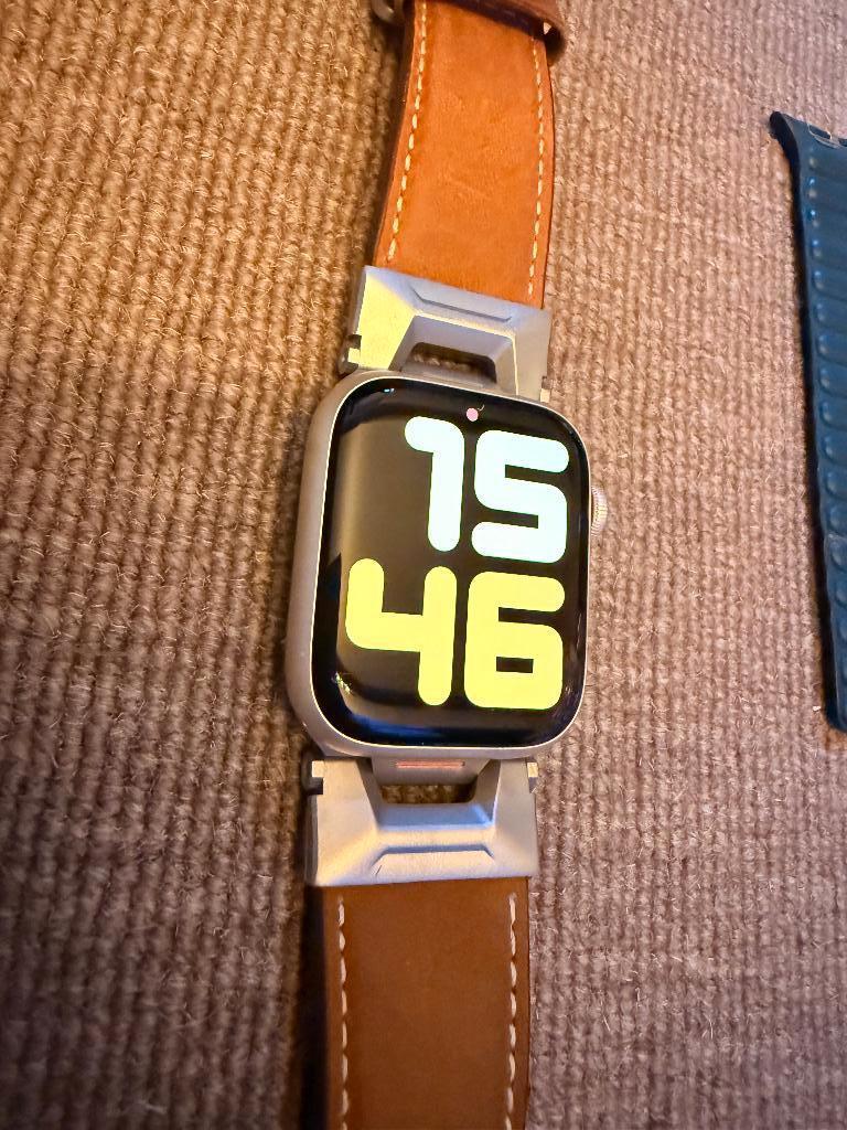 Apple Watch Series 7 45 mm Starlight aluminium, Ophalen, Zo goed als nieuw, Apple, Conditie