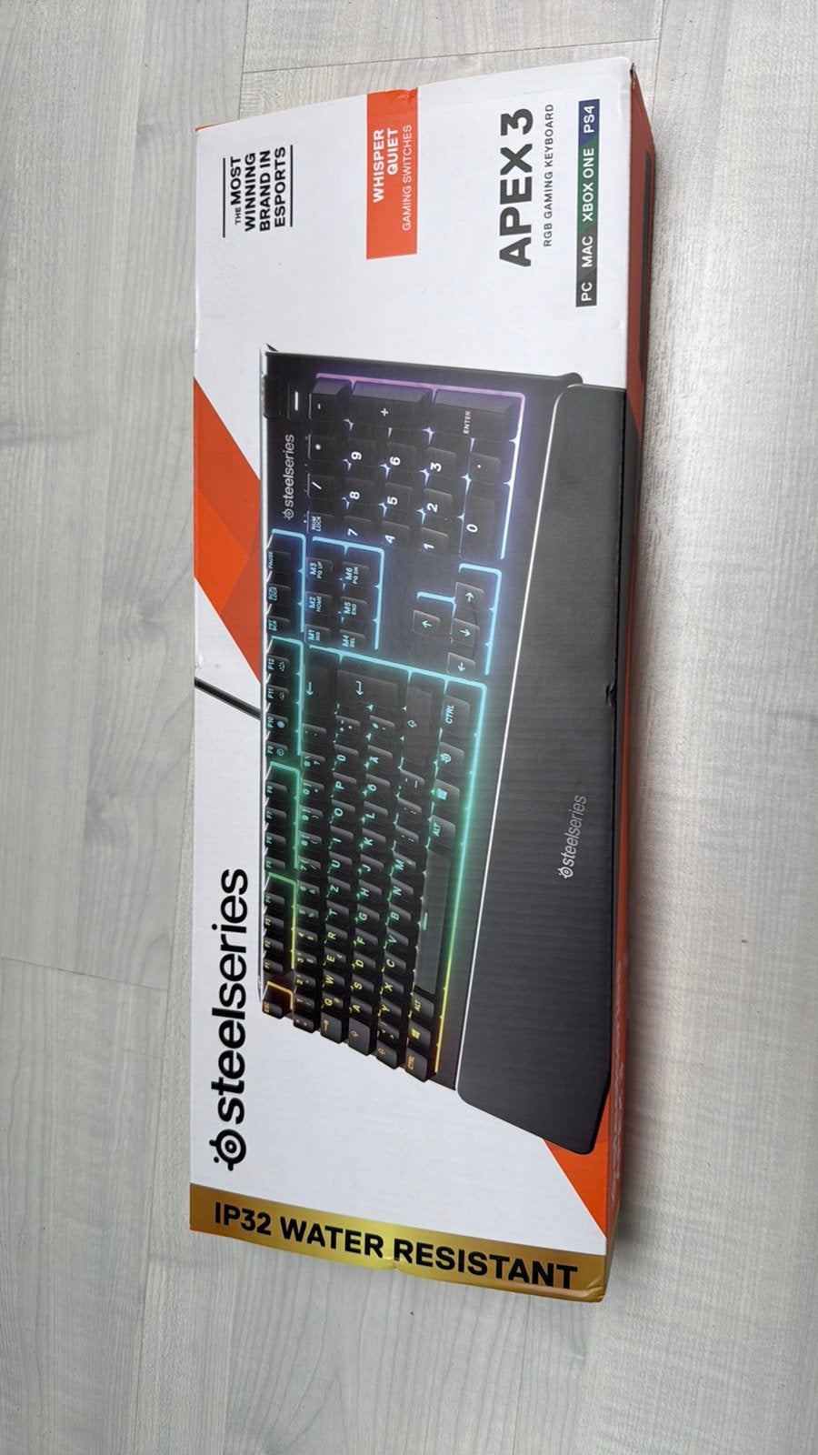 SteelSeries Apex 3 RGB Gaming Keyboard, Azerty, Ophalen of Verzenden, Zo goed als nieuw, Bedraad