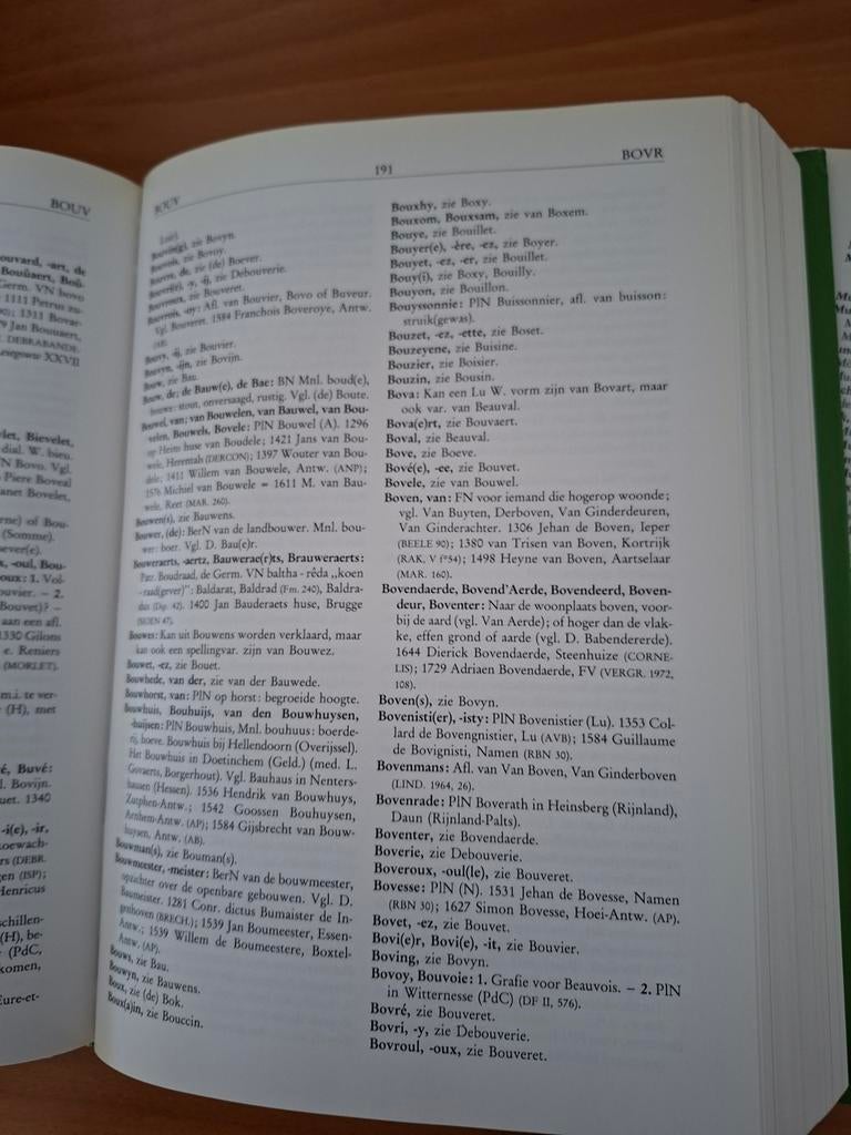 Woordenboek van de familienamen België en Noord-Frankrijk., Ophalen of Verzenden