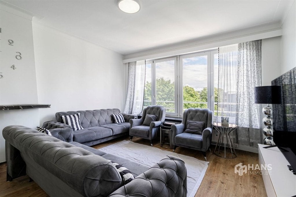Ruim appartement (114 m²) met 3 slaapkamers en terras, 114 m², Tot 200 m², Antwerpen, Antwerpen (stad)