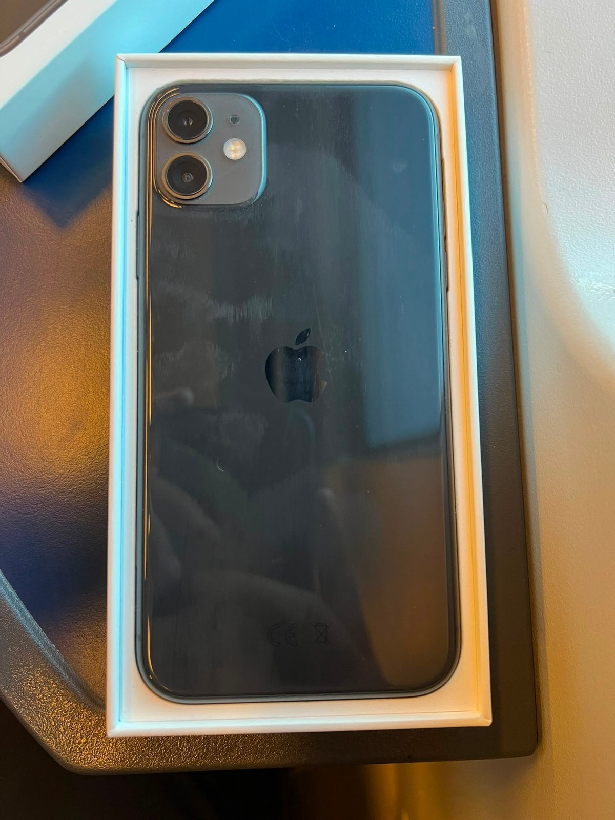 Iphone 11 zwart/noir, Enlèvement, Comme neuf, Noir