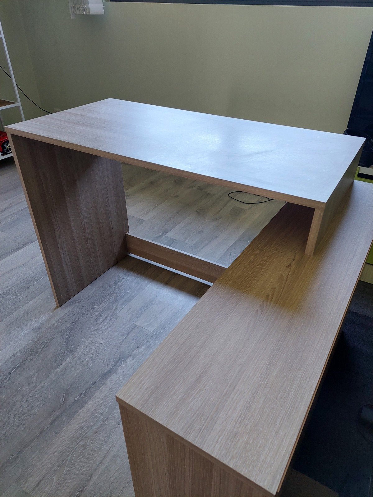 Bureau d'angle. A saisir !, Enlèvement, Beige, Bureau d'angle