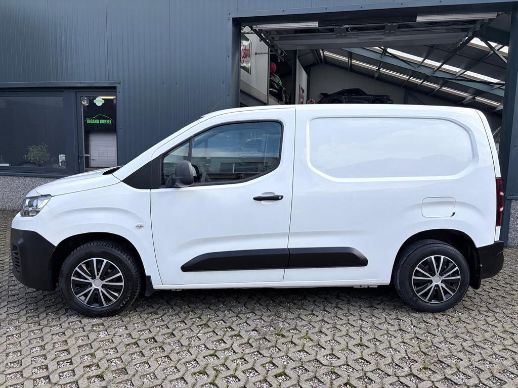 Citroën Berlingo Benzine - Bestelwagen, Auto's, Citroën, Voorwielaandrijving, 4 deurs, Stof, Gebruikt