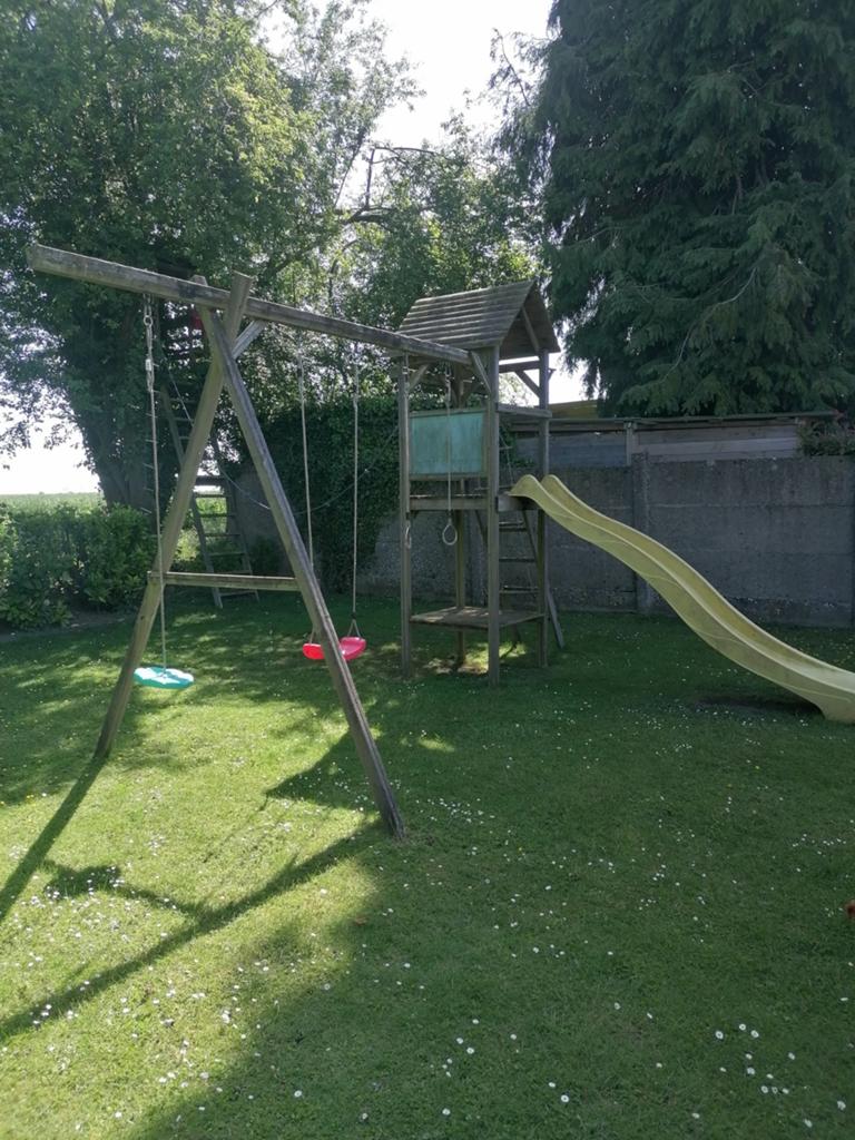 Portique balançoire et toboggan, Enfants & Bébés, Jouets | Extérieur | Aires de jeux, Enlèvement, Balançoire
