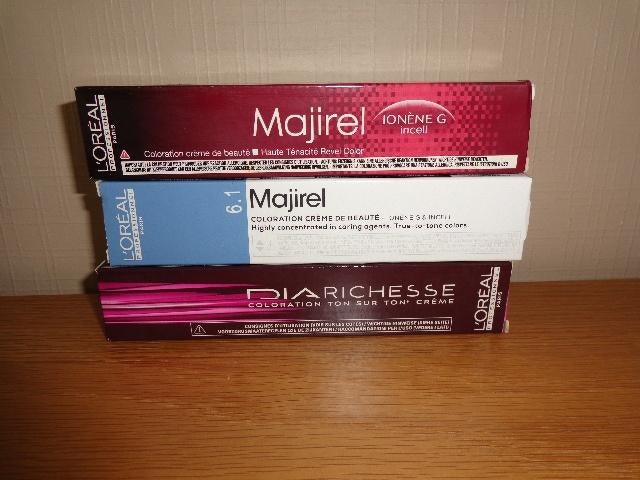 haar kleur tubes, Handtassen en Accessoires, Uiterlijk | Haarverzorging, Ophalen, Nieuw, Haarverzorger of -hersteller