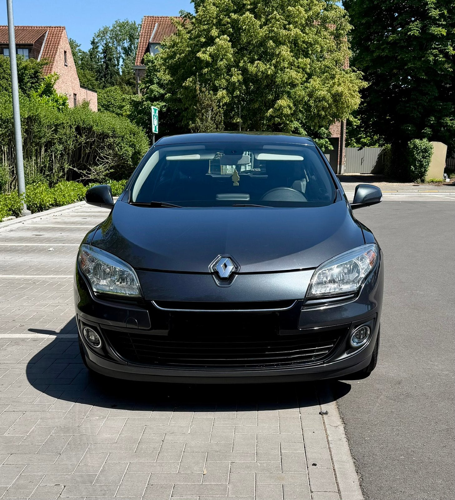 Renault Megane 1.2 TCe Dynamique - GEKEURD VOOR VERKOOP!, Autos, Renault, Euro 5, Achat, Boîte manuelle, Noir
