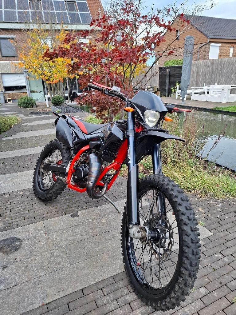 Beta RR 50 Factory Enduro 2014 - À vendre ou à échanger !, Vélos & Vélomoteurs, Cyclomoteurs | Cyclomoteurs de cross, Autres marques