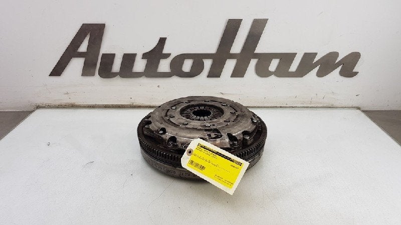 VLIEGWIEL DUBBELE MASSA Mercedes-Benz A (W176), Dhr. J. Ham, Gebruikt, Mercedes-Benz, Administratie@autoham.nl