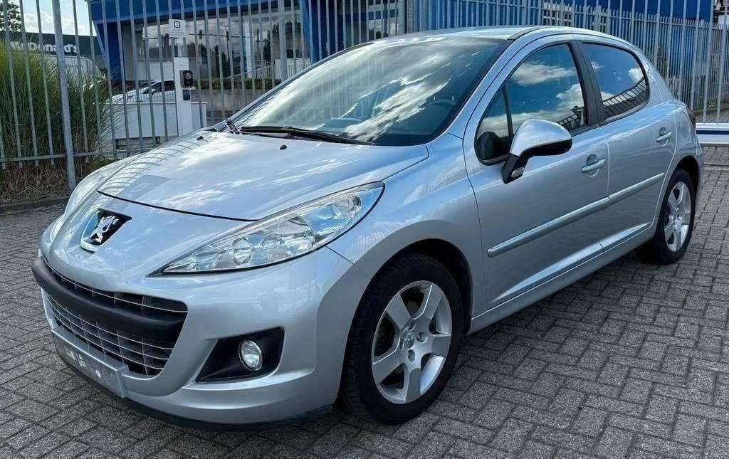 PEUGEOT 207 / 1.6 BENZINE /  AIRCO / LEZ OK, Auto's, Peugeot, Voorwielaandrijving, Zwart, 4 cilinders, 1600 cc