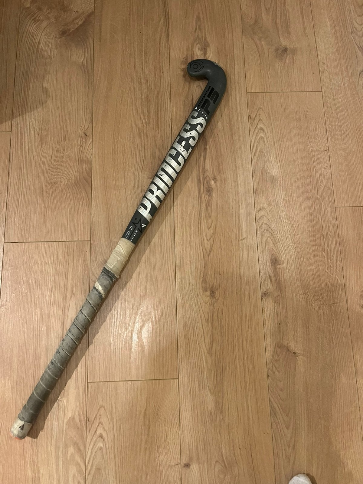 hockey sur gazon 60% carbone taille 37,5, Enlèvement, Utilisé, Stick