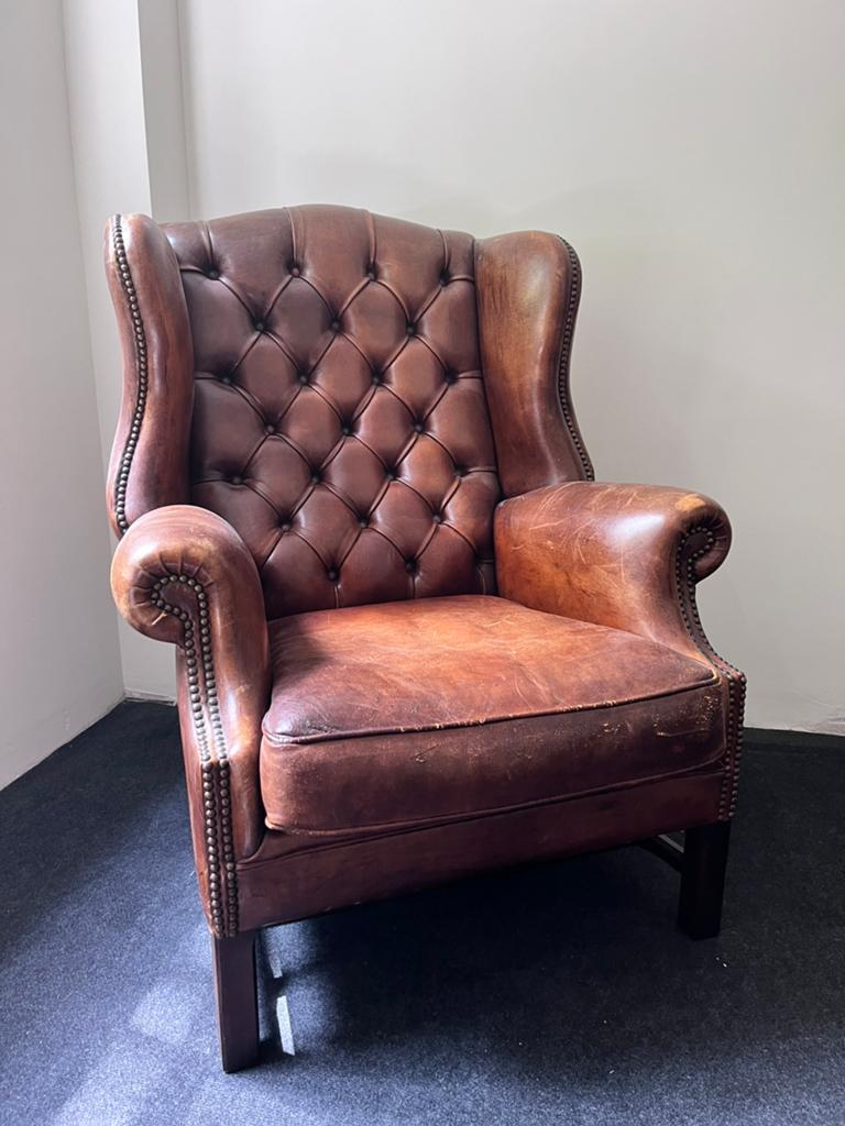 Leren Chesterfield wingback fauteuil – vintage cognac leder, Ophalen, Gebruikt, Leer, Chesterfield
