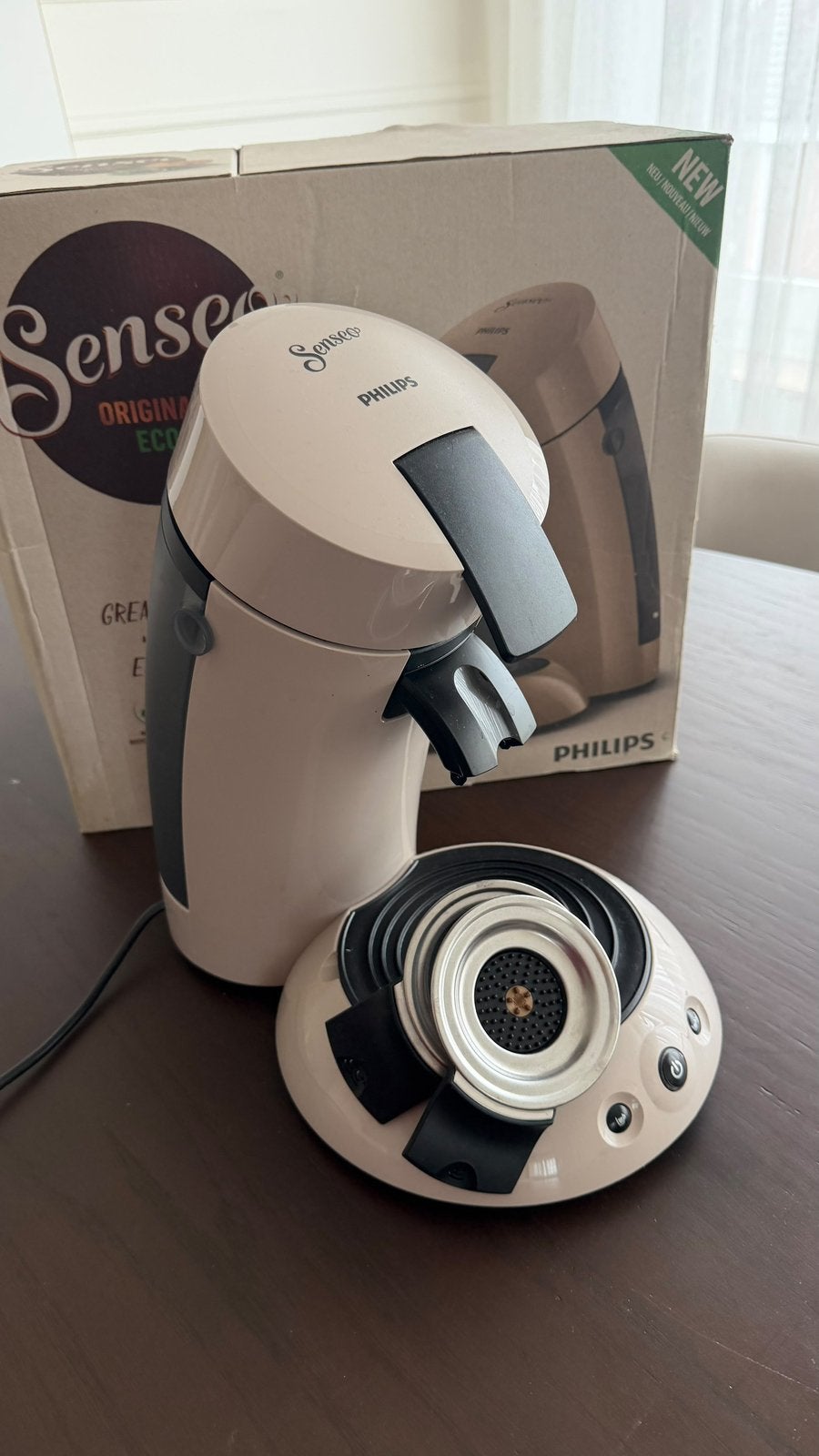 Senseo, Ophalen, 2 tot 4 kopjes, Koffiepads en cups, Afneembaar waterreservoir