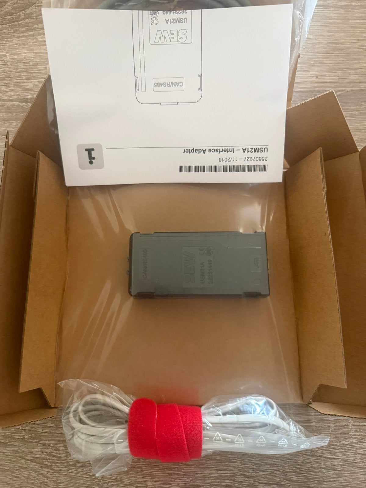 SEW USM21A interface adapter, Informatique & Logiciels, Routeurs & Modems, Enlèvement ou Envoi, Neuf