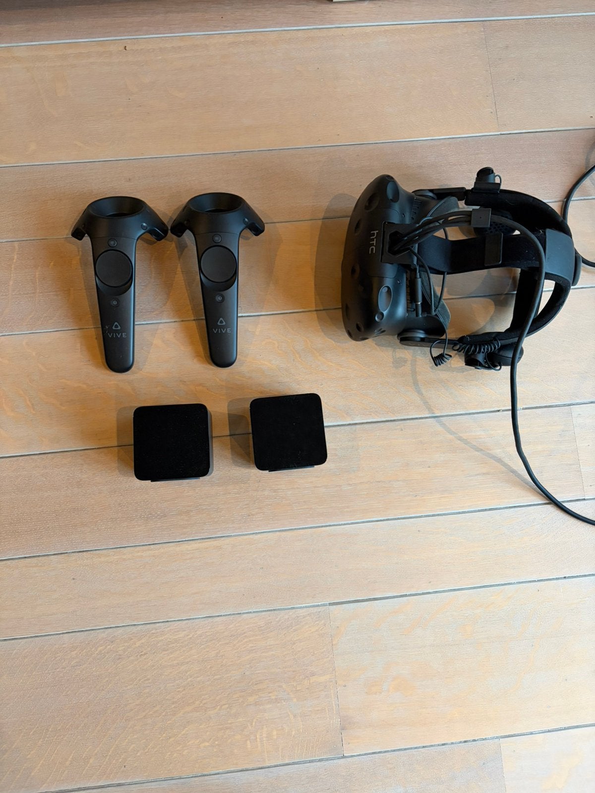 Htc vive vr bril, Games en Spelcomputers, Ophalen of Verzenden, Zo goed als nieuw