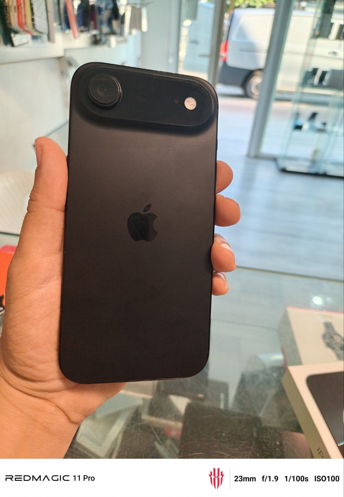 Iphone 17 Air 256gb batterij 100 garantie, Ophalen of Verzenden