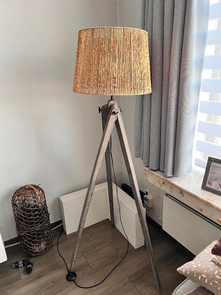 Staande lamp, Huis en Inrichting, Ophalen, Gebruikt, Hout, 150 tot 200 cm