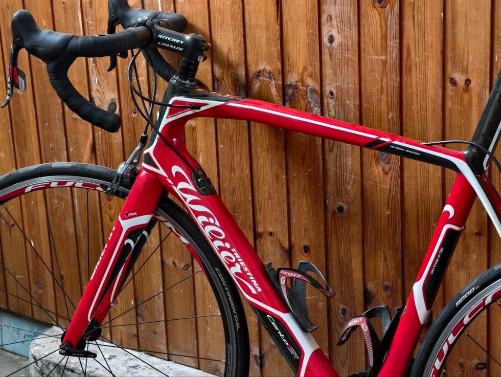 Vélo de route Wilier Cento XL carbone, Enlèvement