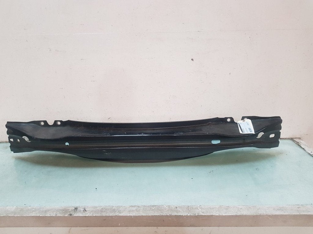 CADRE DE PARE CHOC ARRIÈRE V60 I (FW / GW) (|31378576|), Info@volvocars.com, Volvo Car Germany GmbH, Siegburger Straße 229
50679  Köln, DE