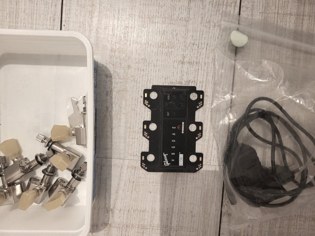 Gibson G Force tronical auto tuners, Muziek en Instrumenten, Ophalen of Verzenden, Zo goed als nieuw, Elektrische gitaar