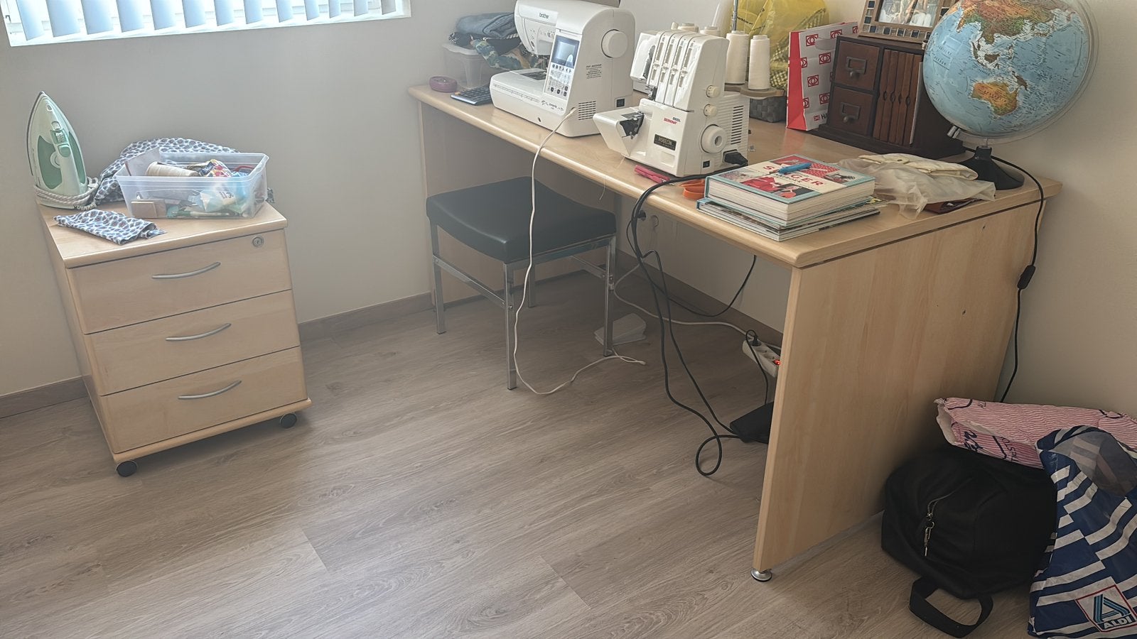 Bureau en kasten, Huis en Inrichting, Bureaus, Ophalen, 160 cm, Gebruikt, Hout