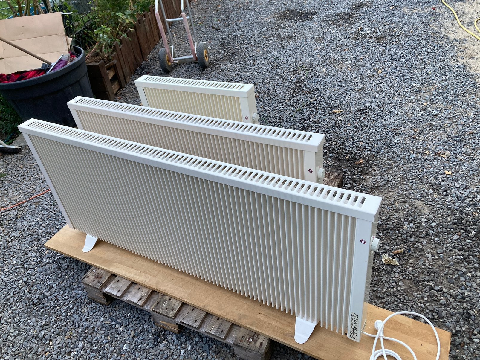 Lot de 3 radiateurs électriques à inertie 1.6kW, 2.5kW, 3kW, Enlèvement, Comme neuf, 800 watts ou plus, Radiateur