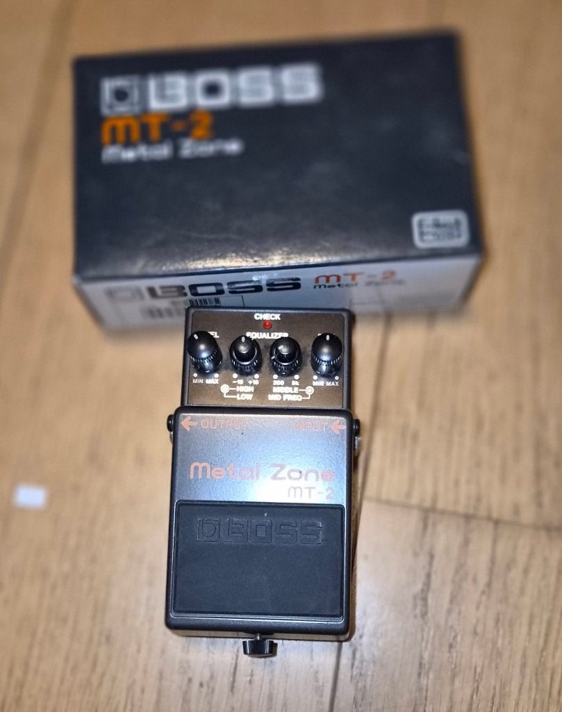 BOSS MT-2 pedaal, Muziek en Instrumenten, Ophalen of Verzenden, Zo goed als nieuw, Distortion, Overdrive of Fuzz