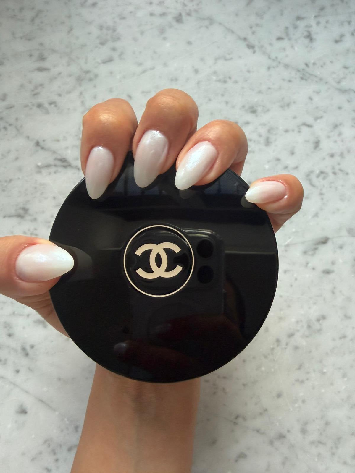 ongles, Ophalen of Verzenden, Zo goed als nieuw