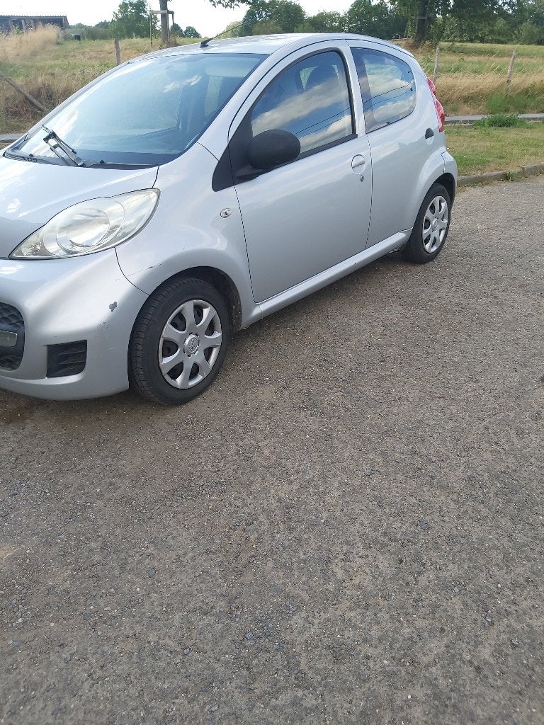 A vendre peugeot 107, Autos, Peugeot, Particulier, Achat