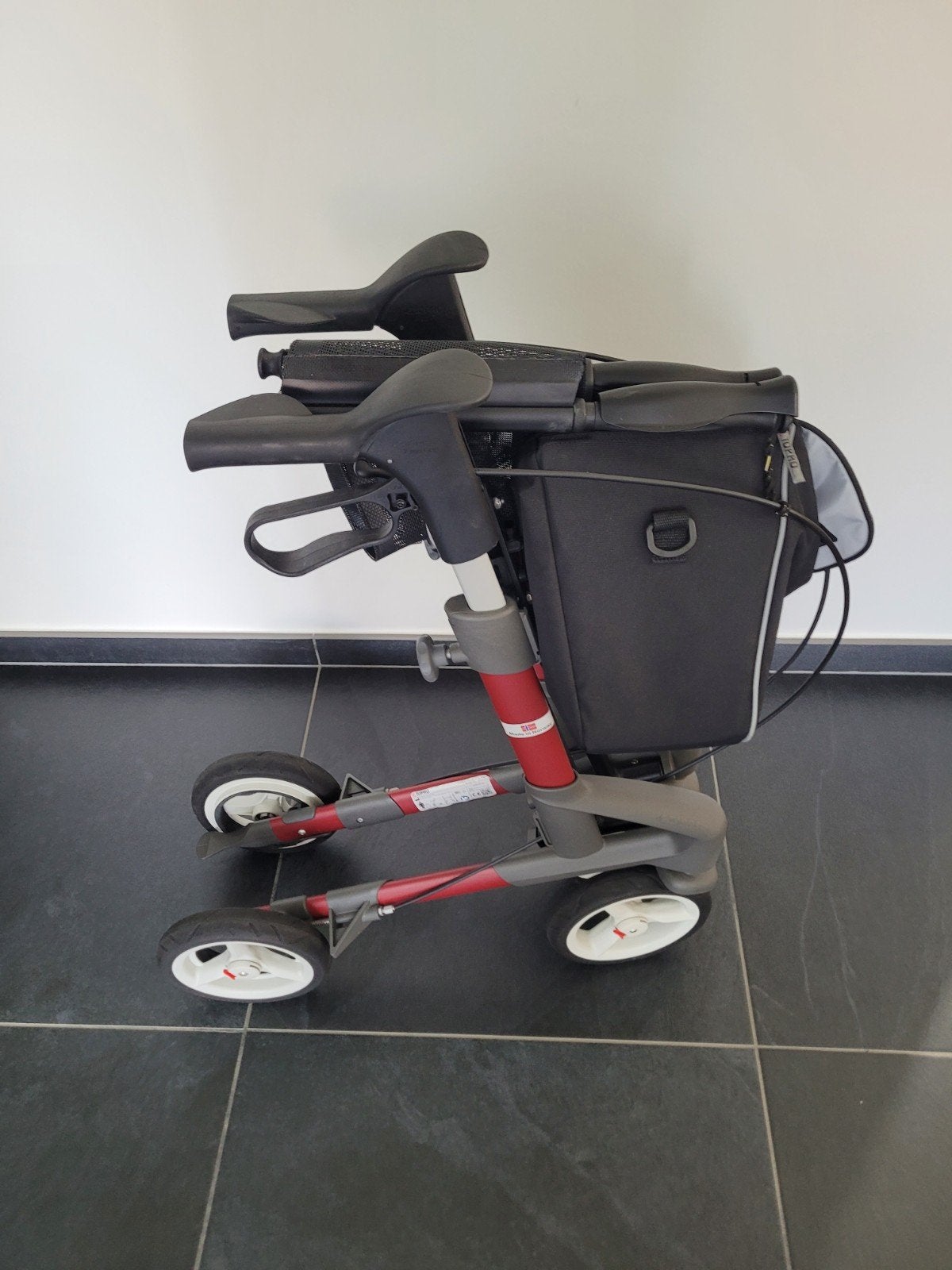 TOPRO TROJA 5G M NP 499,99€ thuiszorgwinkel 6 maanden oud, Diversen, Ophalen, Lichtgewicht, Zo goed als nieuw