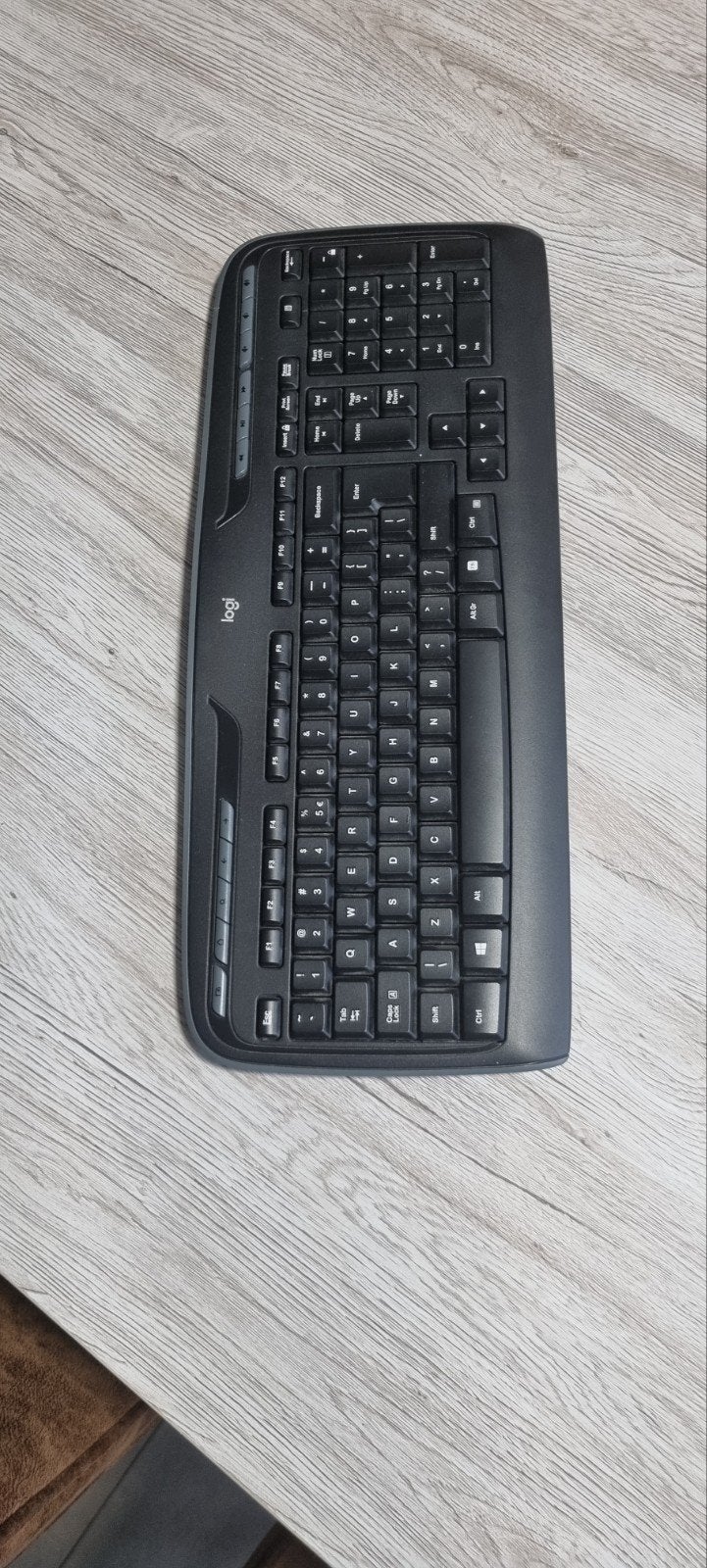 Zwart toetsenbord, Computers en Software, Toetsenborden, Ophalen