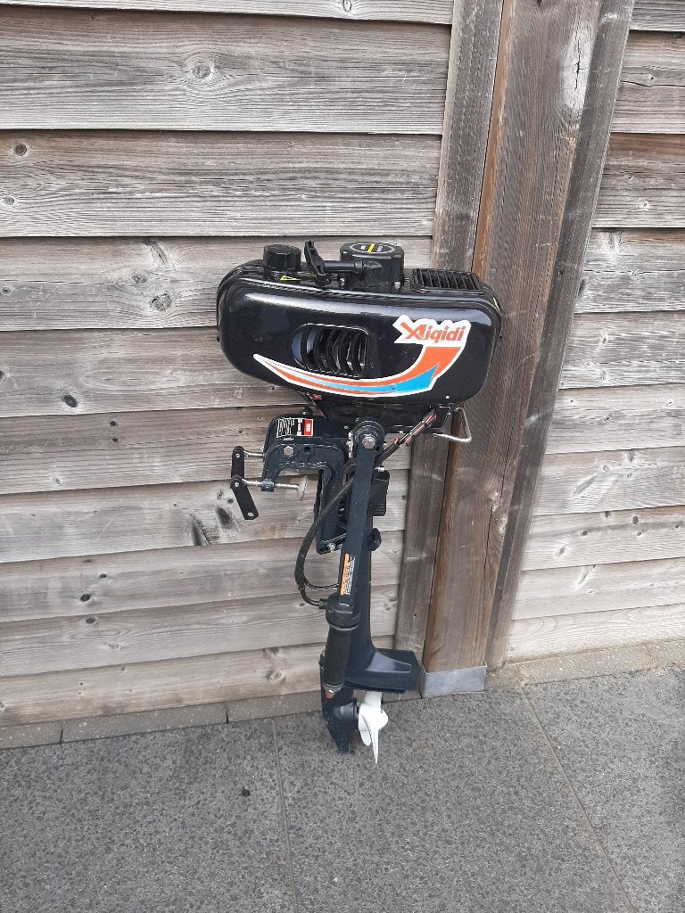 Boot motor, Watersport en Boten, Ophalen, Zo goed als nieuw, Benzine, Minder dan 5 pk