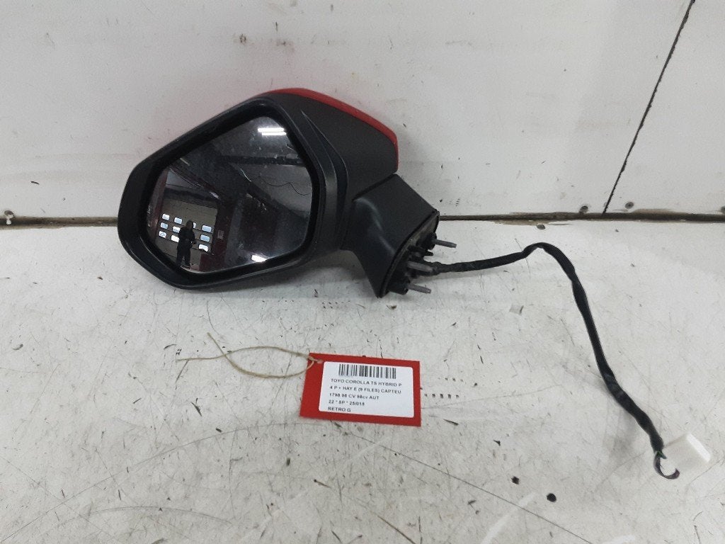 SPIEGEL LINKS Toyota Corolla (E21) (01-2019/-), Gebruikt, Mevr. I. Hauben, Toyota, Rue de l'Espoir 34 34
4030  GRIVEGNÉE, BE