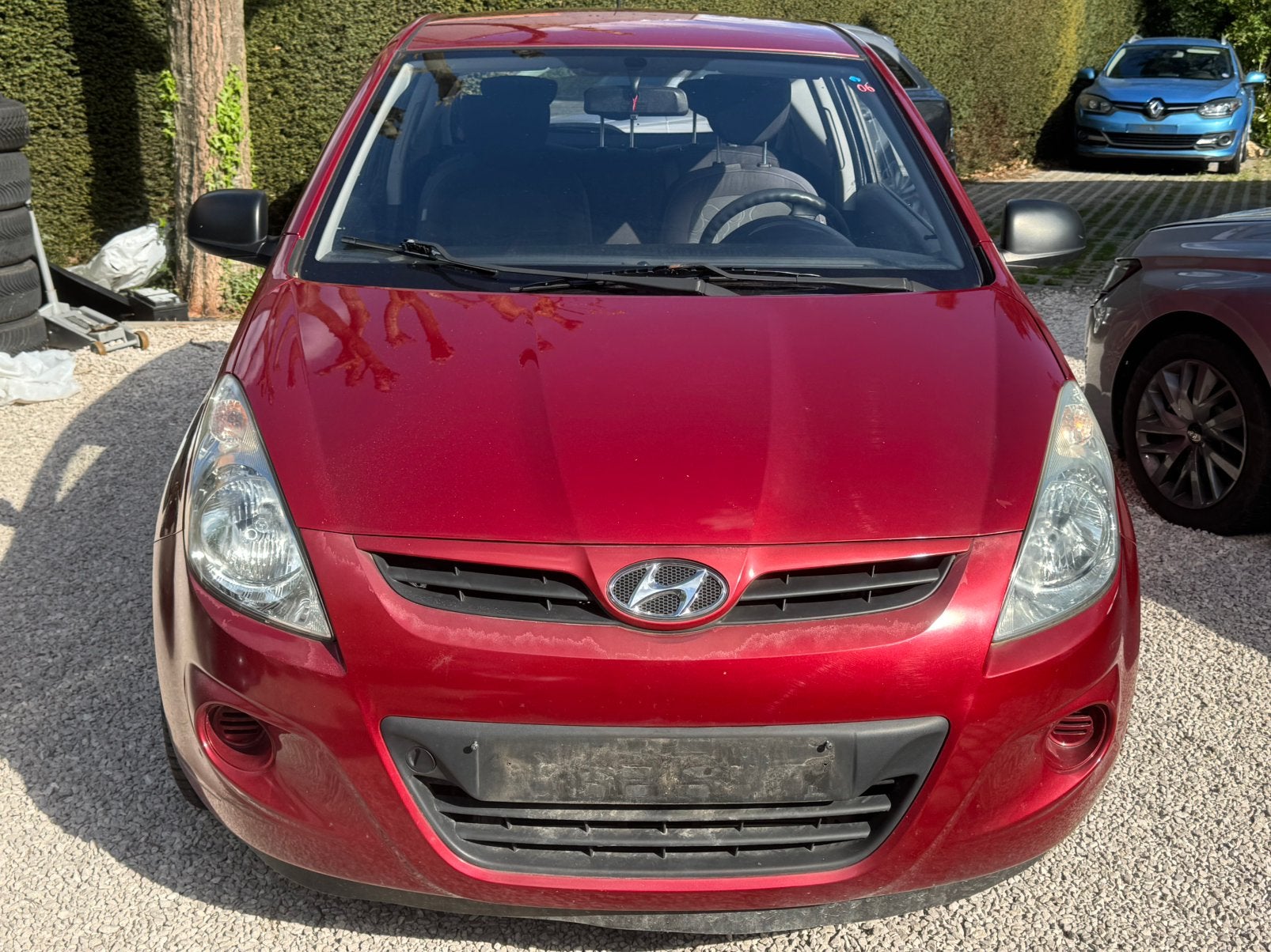 Hyundai i20 1.2i benzine -99000KM*Airco!, Auto's, Hyundai, Voorwielaandrijving, Bedrijf, Grijs, 2 deurs