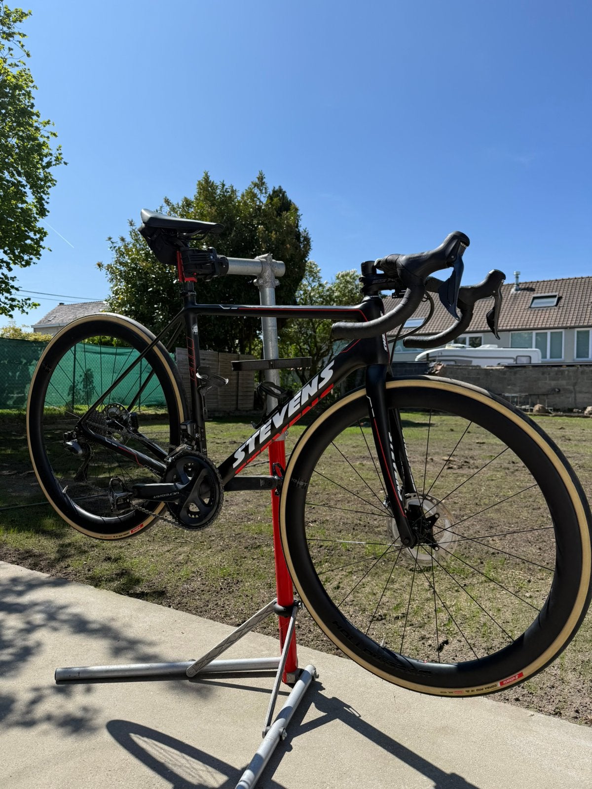 Disque cométaire de Stevens, Vélos & Vélomoteurs, Vélos | Vélos de course, Enlèvement, Comme neuf
