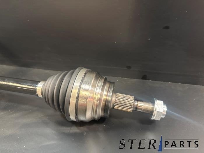 Arbre de transmission arrière droit d'un Mercedes Vito, Autos : Pièces & Accessoires, Neuf, -, -, Enlèvement ou Envoi