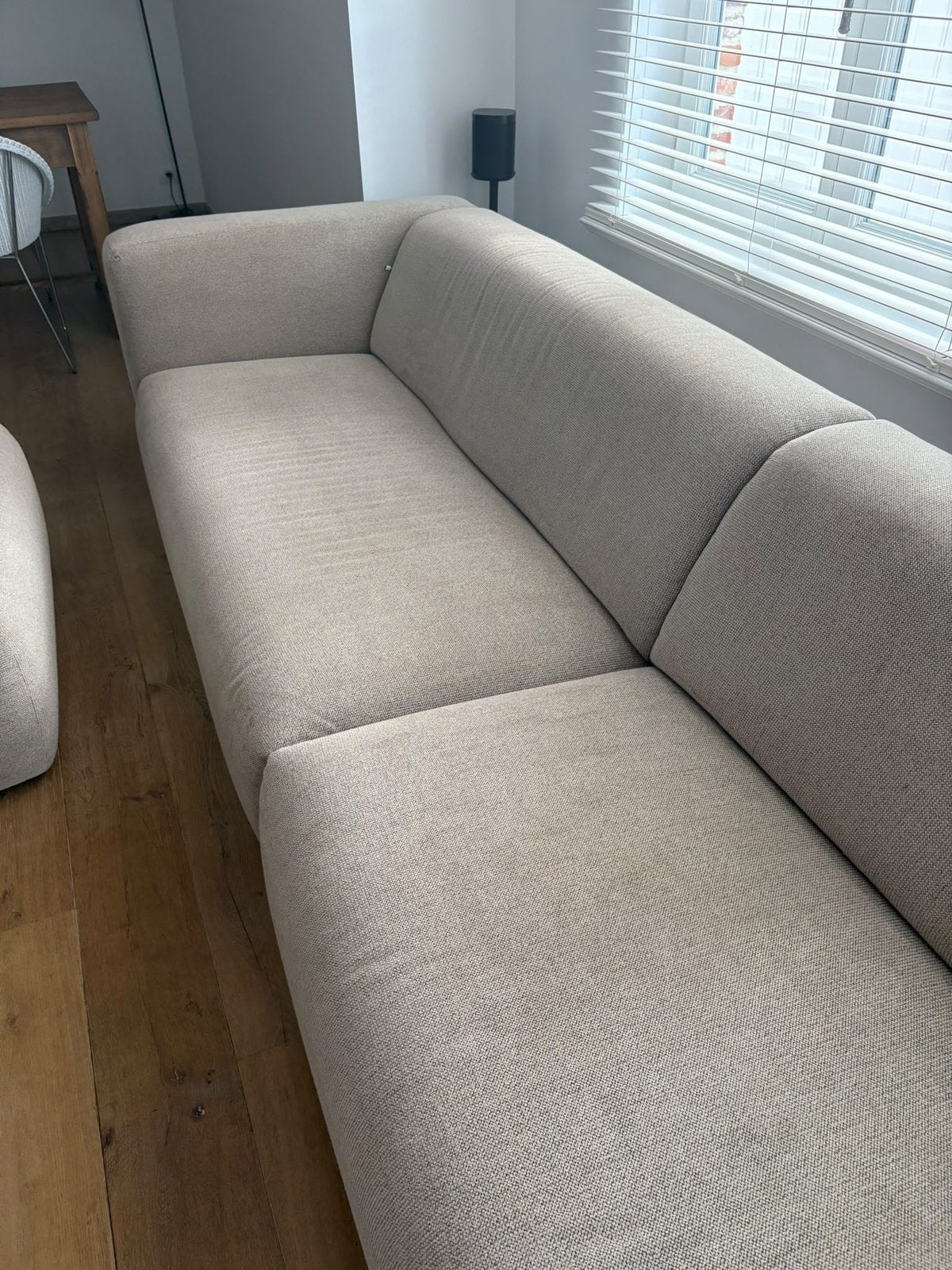 Zetel + poef, Enlèvement, Utilisé