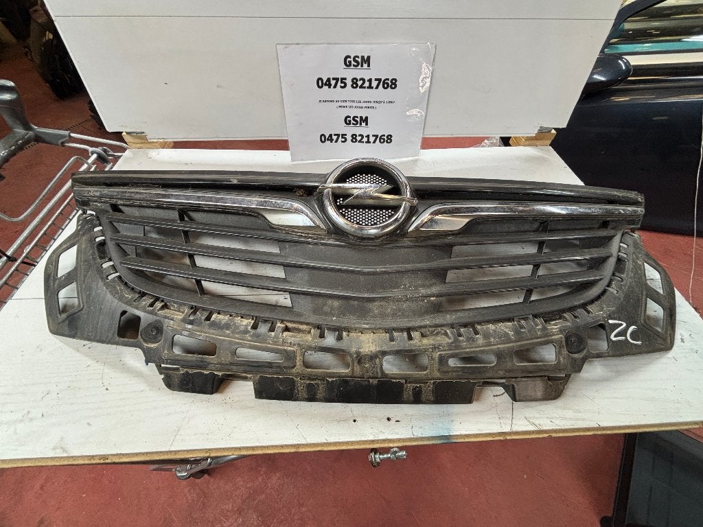 CALANDRE OPEL ZAFIRA C TOURER, JEAN BILA, Pare-chocs, Opel, RUE BRIGADE PIRON 307