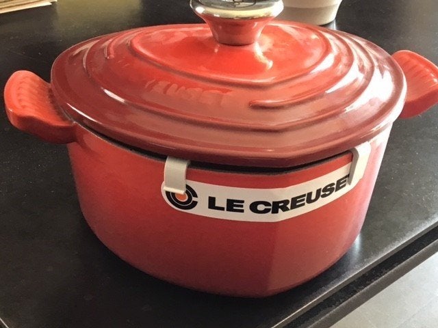 le creuset pot hartjesform nieuw, Huis en Inrichting, Ophalen of Verzenden, Nieuw, Le Creuset