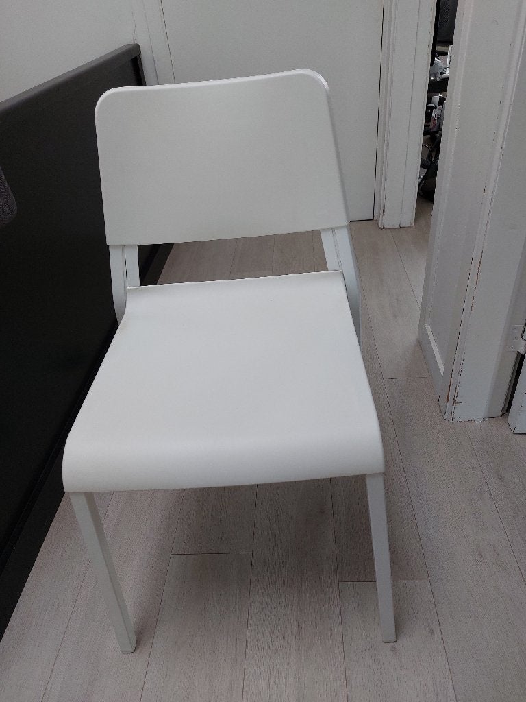 Stoel, Huis en Inrichting, Stoelen, Ophalen, Kunststof, Wit, Zo goed als nieuw