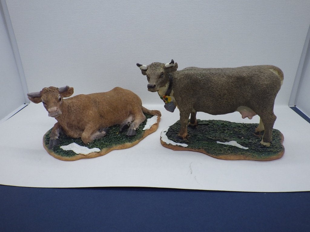 Vache Luville debout, vache couchée 600/300, Enlèvement ou Envoi, Comme neuf