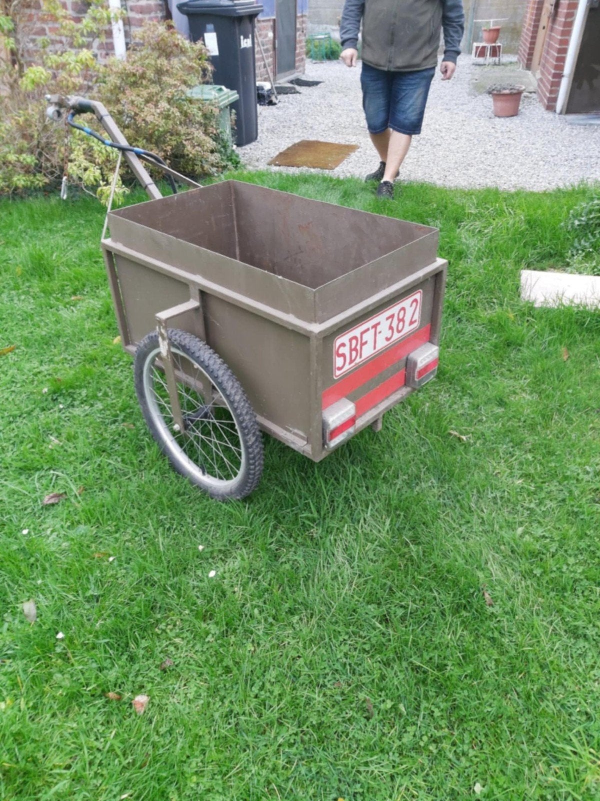 charette métal alumium ..., Enlèvement, Utilisé
