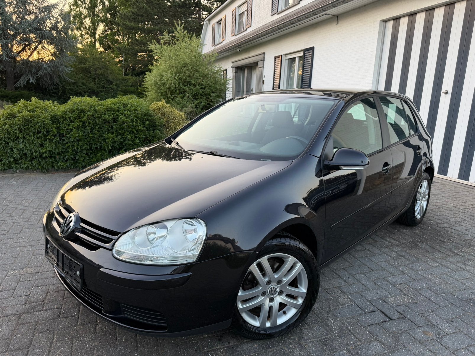 Volkswagen Golf 5 - Gekeurd - Groot Onderhoud - Nieuwstaat!, Auto's, 4 deurs, Zwart, 4 cilinders, Alcantara