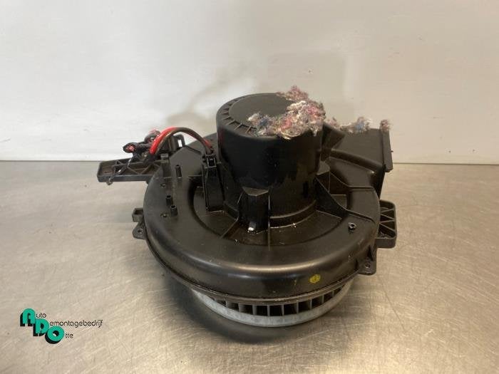 Moteur de ventilation chauffage d'un Skoda Fabia (Fabia 08-), -, 3 mois de garantie, Utilisé, Skoda