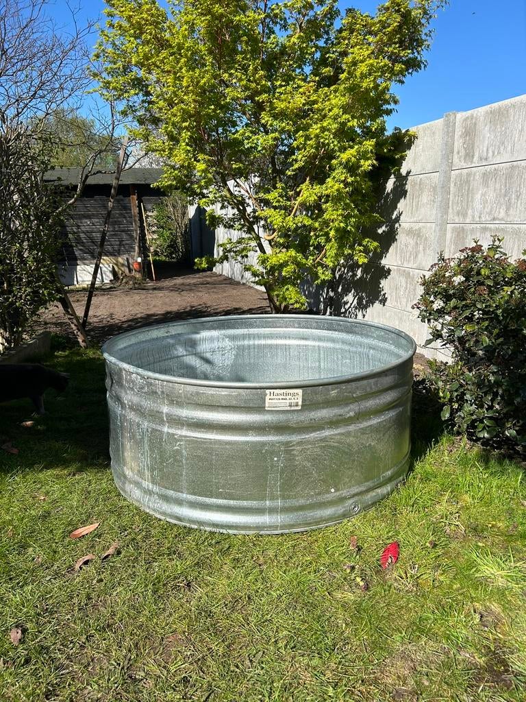 Stocktank in gegalvaniseerd staal - Hastings tank, Ophalen, Zo goed als nieuw