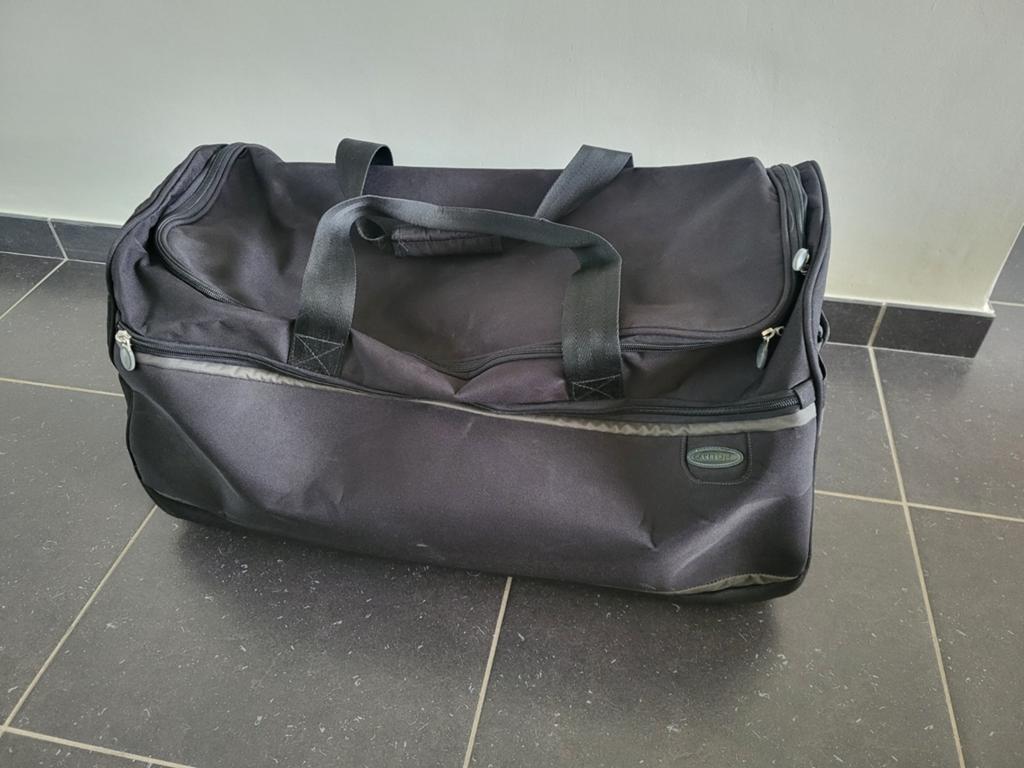 Grote reistas met wieltjes (Carlton), 30 cm ou plus, 60 à 80 cm, 35 à 55 cm, Comme neuf